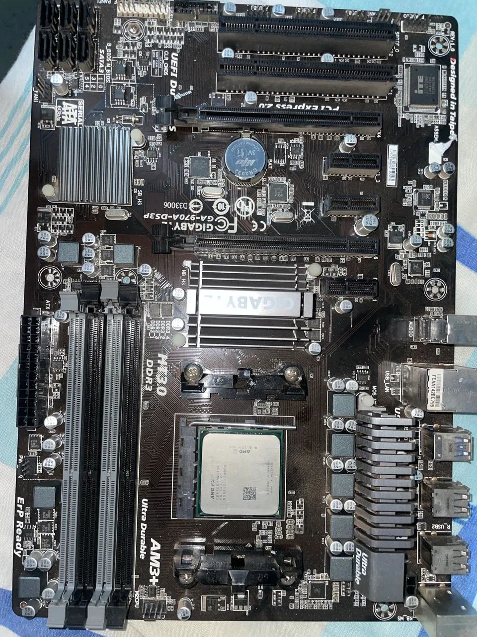 Kit completo para montar PC - AMD FX + 8GB + periféricos64842047790466121
