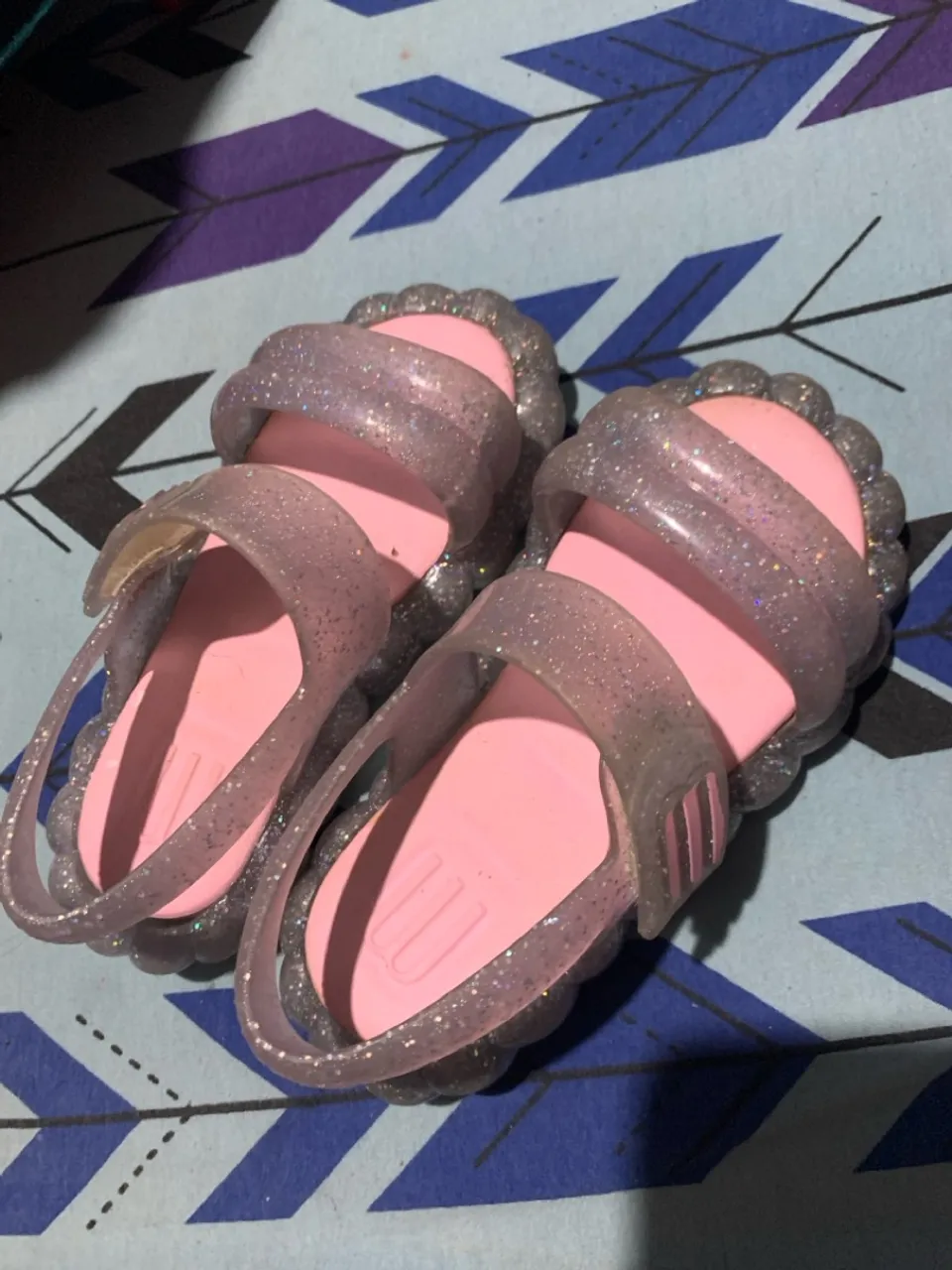 Sandálias infantis glitter rosa