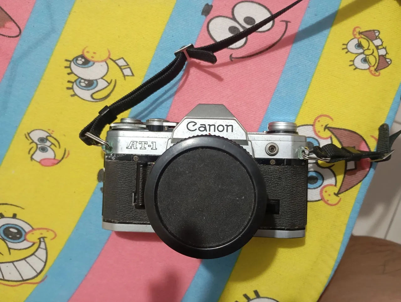 Câmera Canon AT-1 - Clássica e em Ótimo Estado!