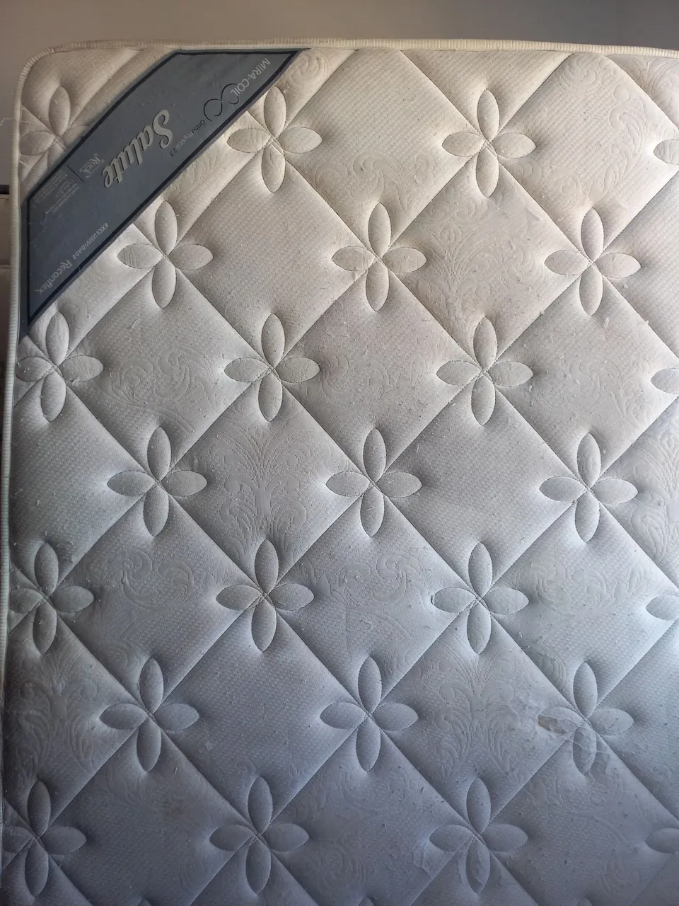 Cama Box Solteiro 400reais