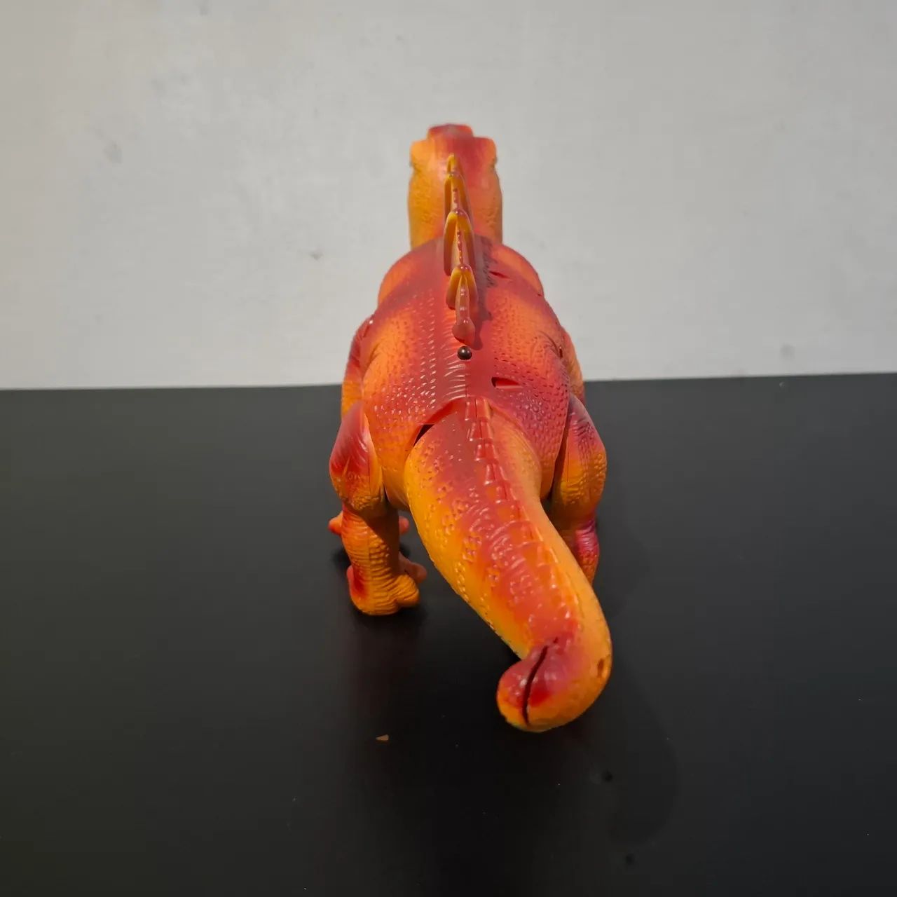 Dino Dimetrodon Marrom com controle remoto - Foto 3