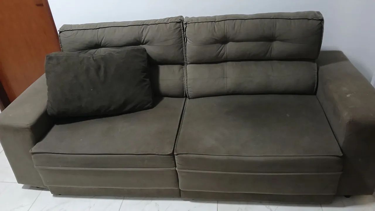 Sofá Retrátil 64840786104835121