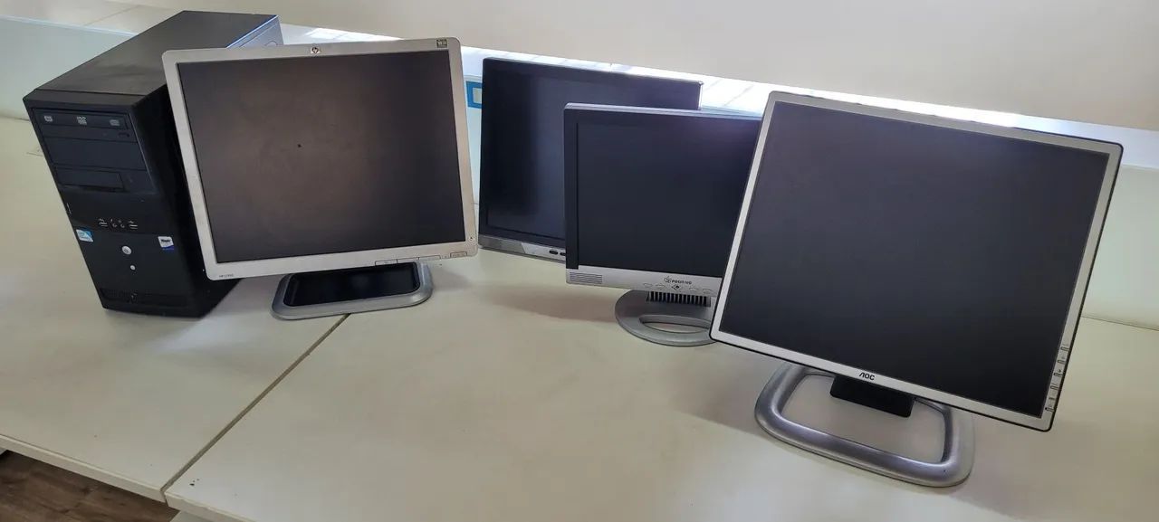 Lote de itens de informatica monitores perifericos cpu - Foto 3