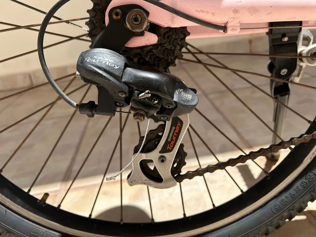 Bicicleta aro 26 em alumínio  - Foto 2