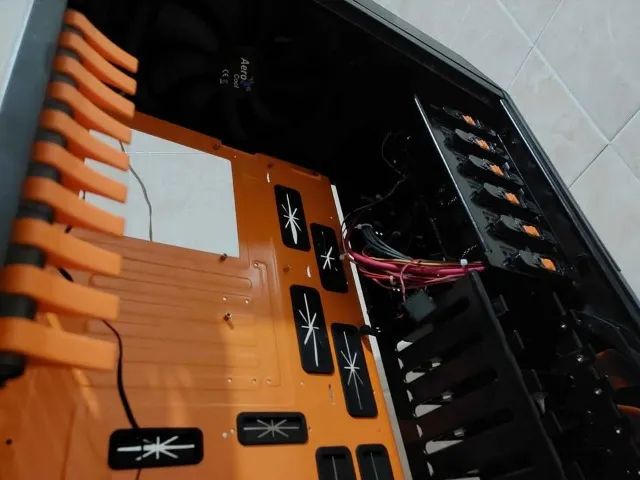 Gabinete Aerocool Xpredator Evil Black - Foto 2