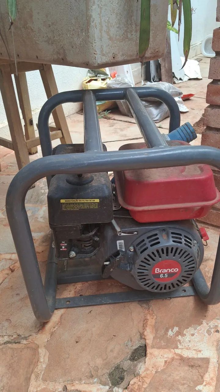 Bomba de Água Branco A Gasolina 30000 litros por hora - Foto 2