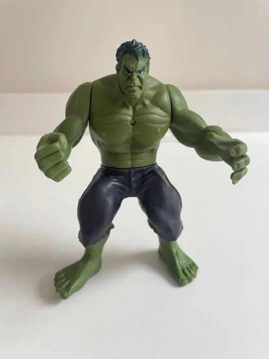 Boneco HULK