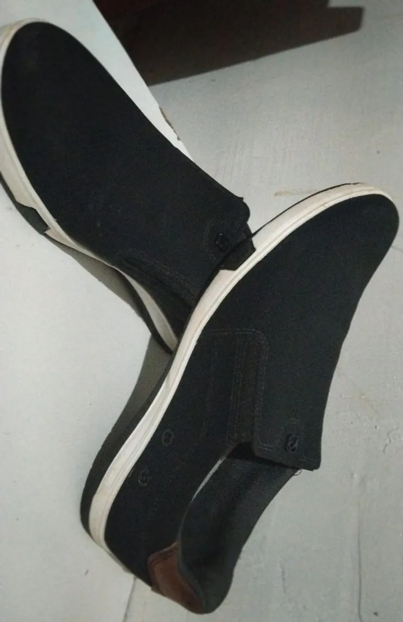 Tênis Slip On Preto - Conforto e Estilo