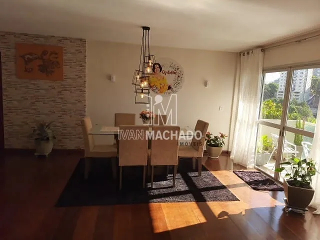 Apartamento 4 Quartos, Suíte, Closet e Varanda bem aconchegante e completo à venda, Praia