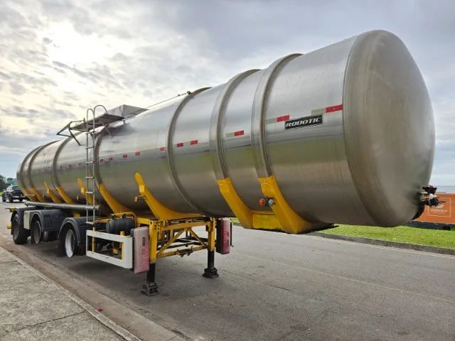 Carreta Tanque Vanderleia Rodotic Ano 2012 45mil Litros Suspensão Pneumática com Bottom 
