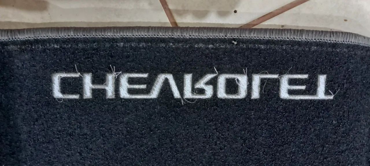 Tapete carpete porta malas spin 5 lugares  - Foto 3