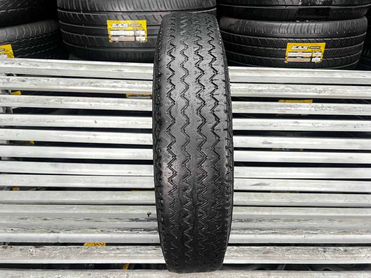 Pneu 5.60-15 Maggion Falco F2 (Fusca) / Pneu 5.60R15 - Peças para