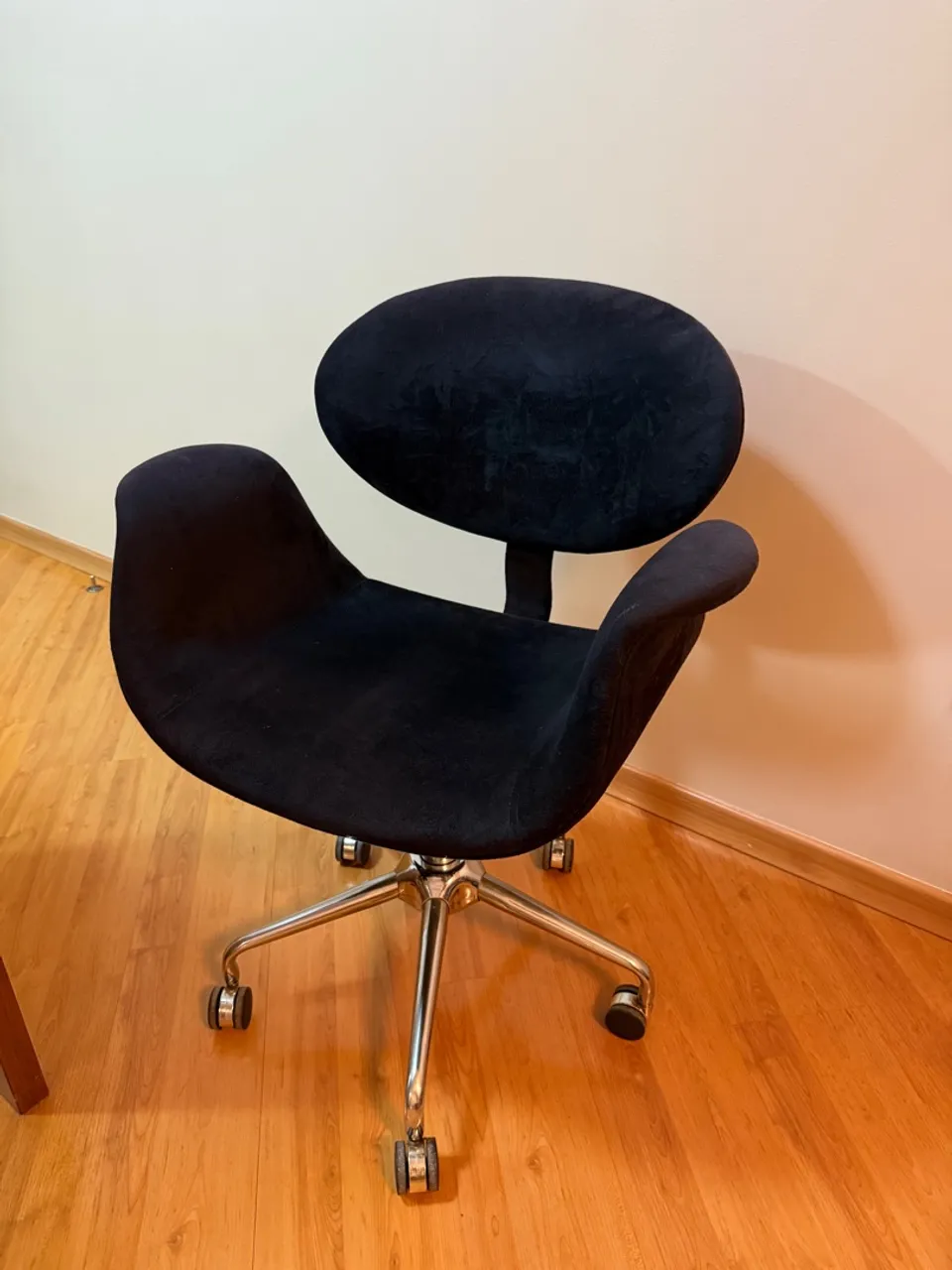 Cadeira de Escritório Giratória Preta