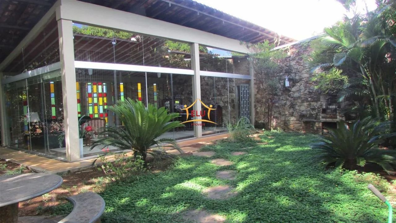 Excelente casa c/ 5 quartos B. Jardim Atlântico