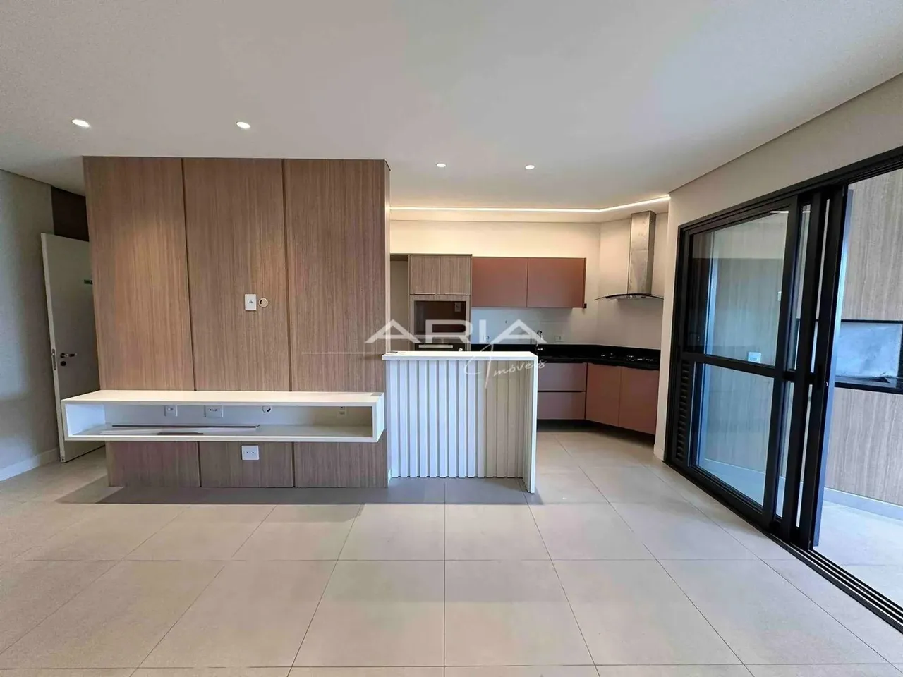 Apartamento para locação no Odyssey no Centro, Londrina PR