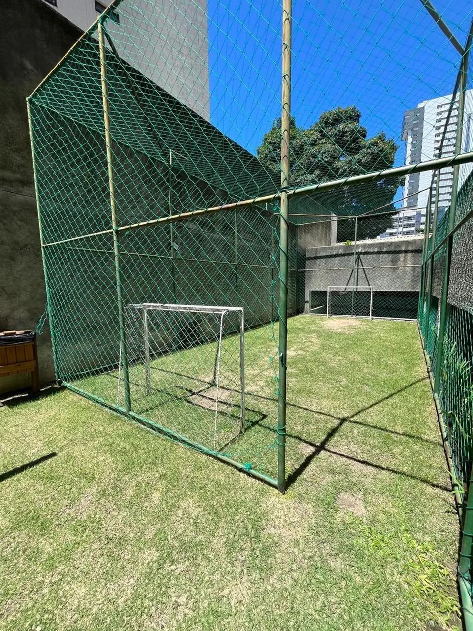 apto na TORRE- 3 quartos  - Reformado - excelente localização - Foto 2