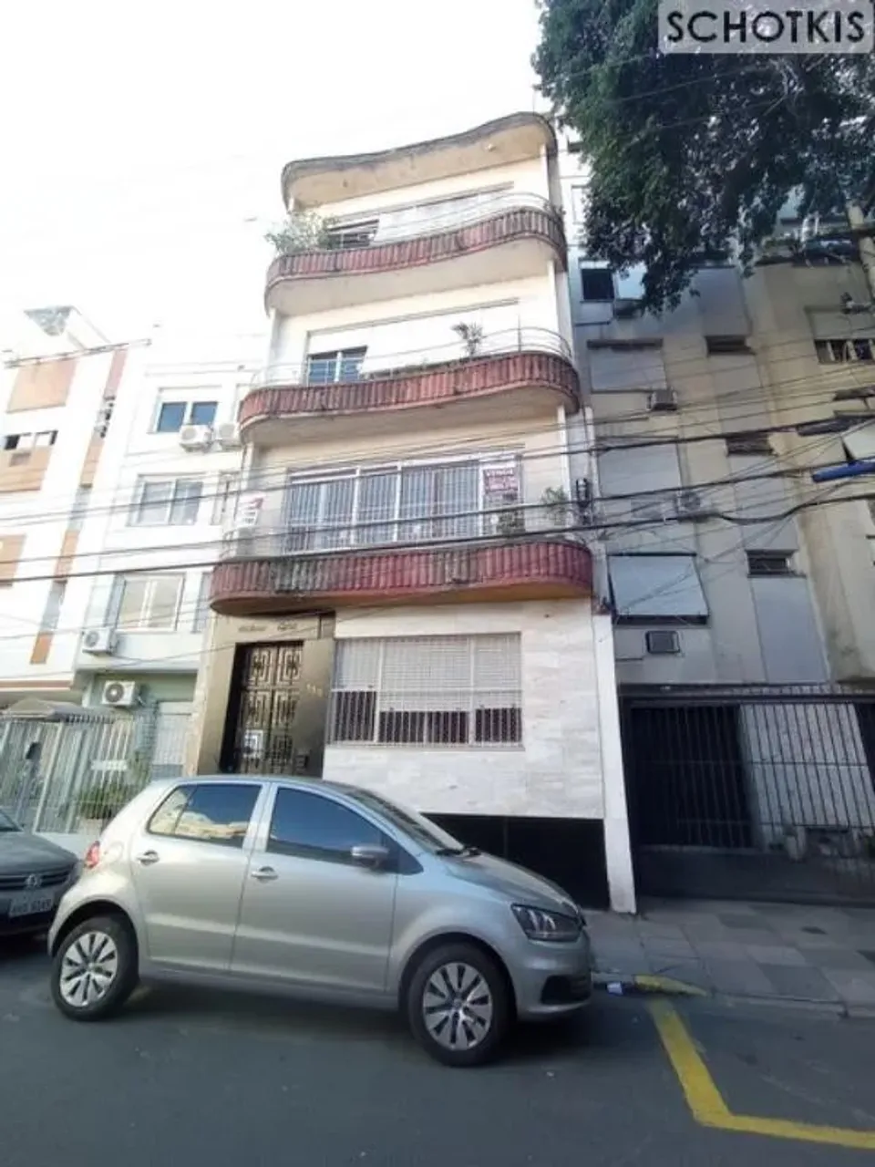 IMOBILIÁRIA SCHOTKIS VENDE COM EXCLUSIVIDADE AMPLO APARTAMENTO 02 DORMITÓRIOS, ALUGADO, RE