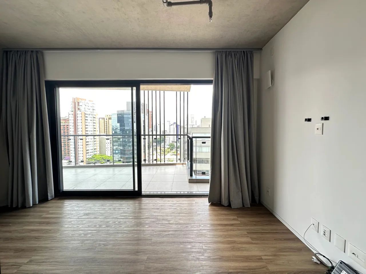 Apartamento (semi mobiliado) locação com 54m2 STUDIO em Pinheiros - São Paulo - SP - Foto 8