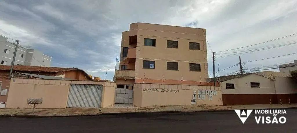 APARTAMENTO PARA ALUGUEL, 03 QUARTOS, 01 SUÍTE, 02 VAGAS, UNIVERSITÁRIO - UBERABA/MG