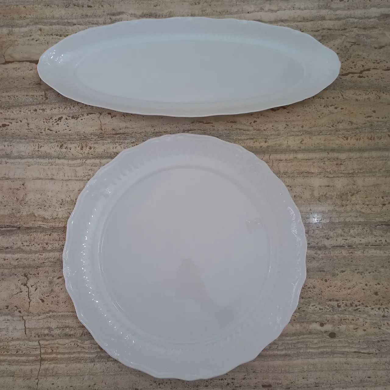 Conjunto de travessas de porcelana 