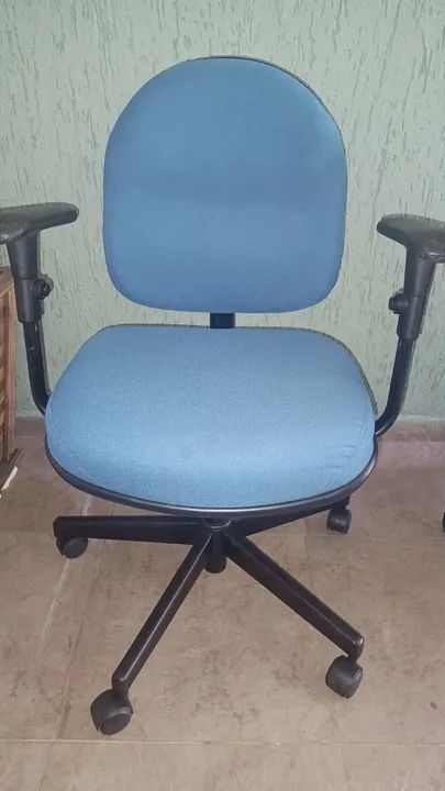 Cadeira de Escritório Giratória com Rodinhas, secretaria - Azul