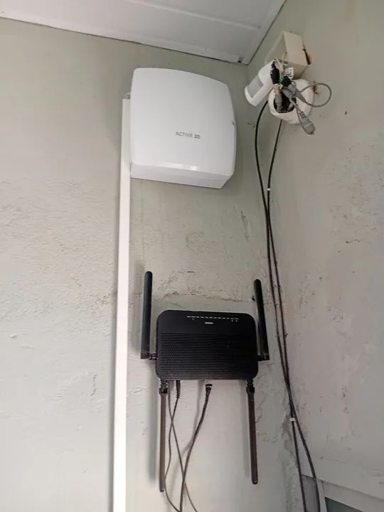 Manutenção e Instalação de câmeras e alarme, Fechaduras e portão eletrônico.  - Foto 3