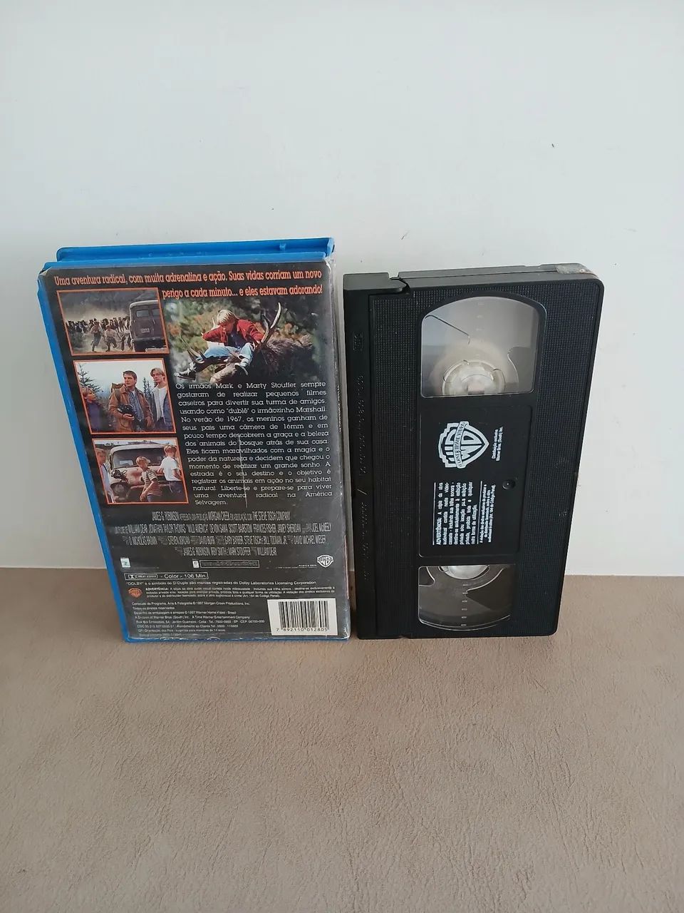 Fita VHS Uma Aventura na América Selvagem - Foto 2