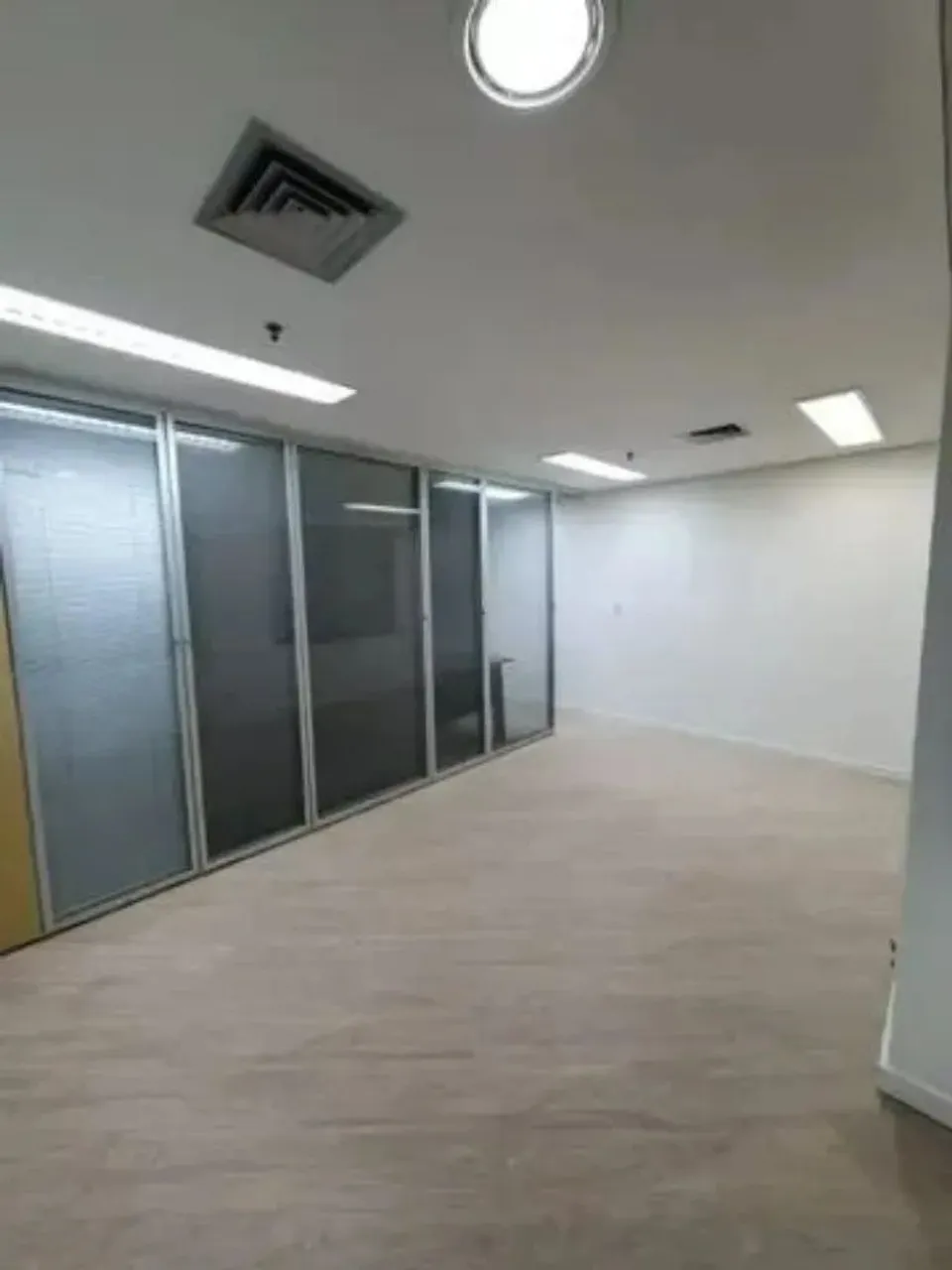 Sala Comercial à Venda na Berrini