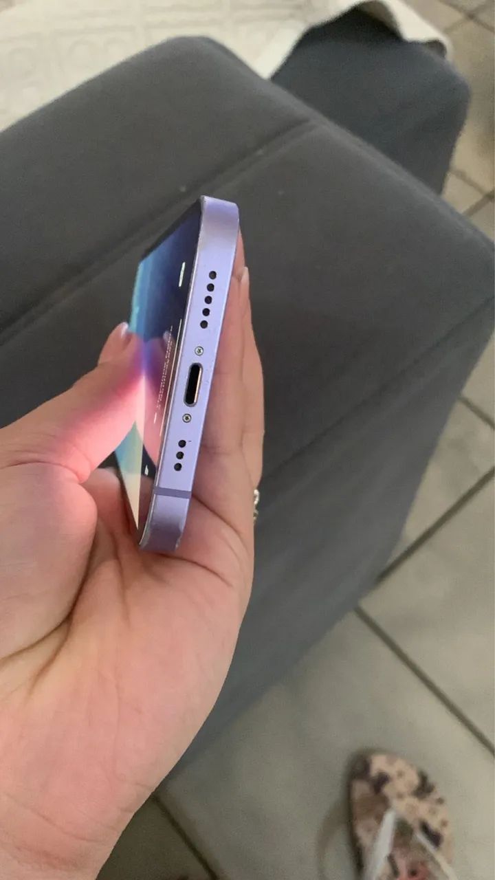 iPhone 1264315885121538123