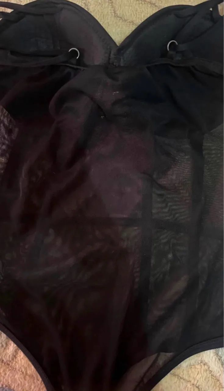 Vende-se body de bojo e tule preto  - Foto 3