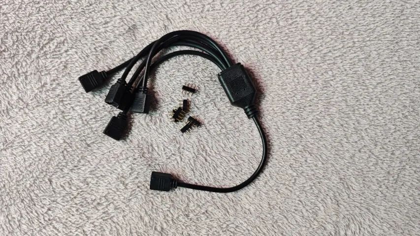 Splitter 4pin 12v fan fita led rgb 1 para 5 - Foto 5