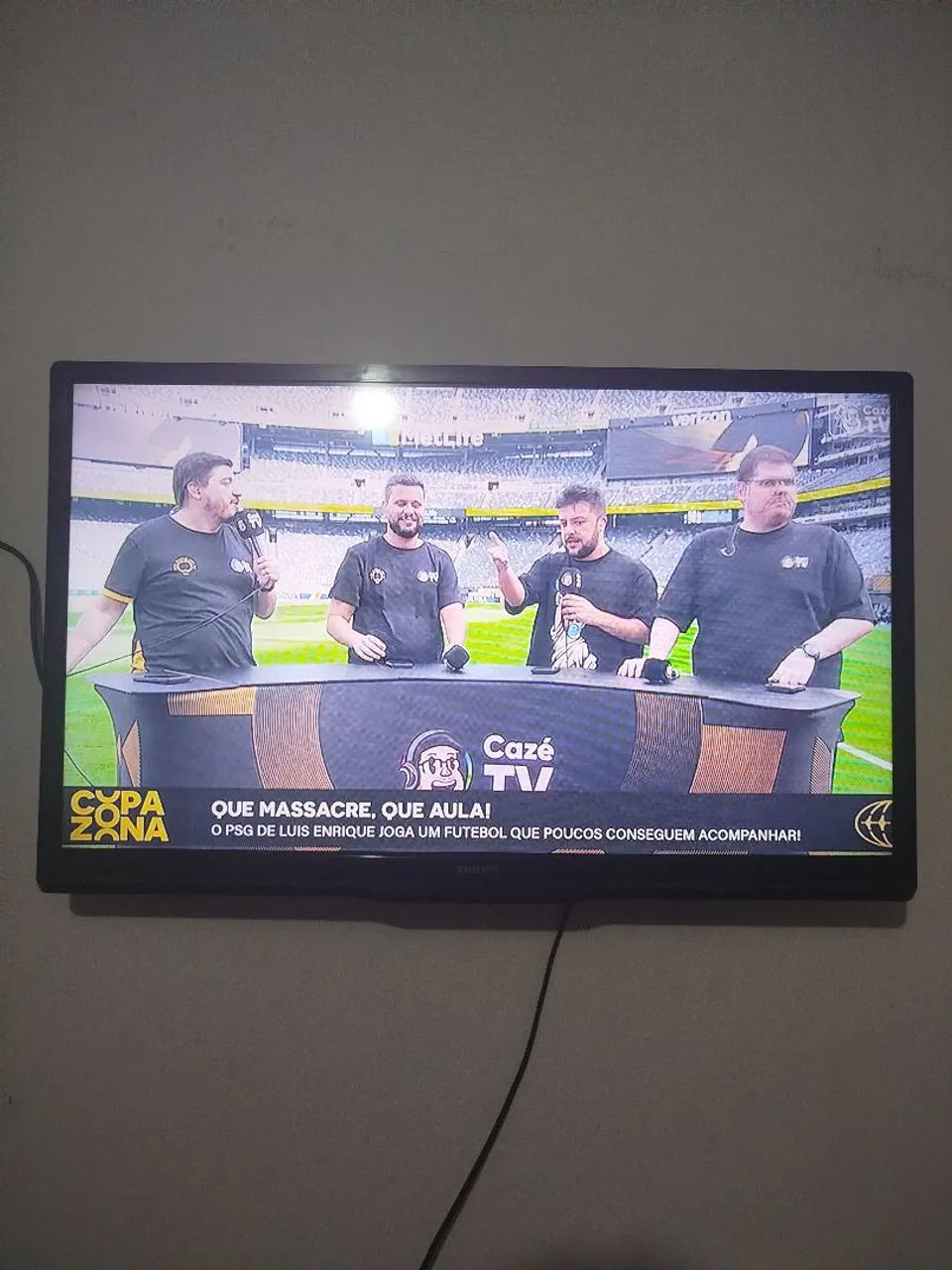 TV Philips 32P +Ap pra ficar smart