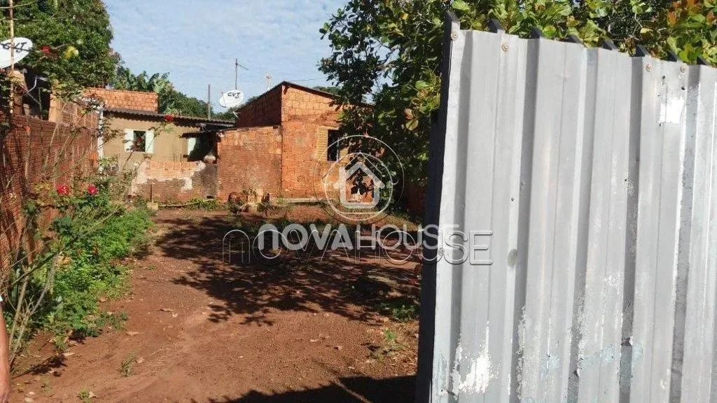 TERRENO COM CASA MORADA VERDE