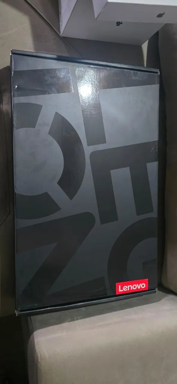 Legion Pro 7i Gen 10 Intel (16") with RTX? 5080 - Foto 2