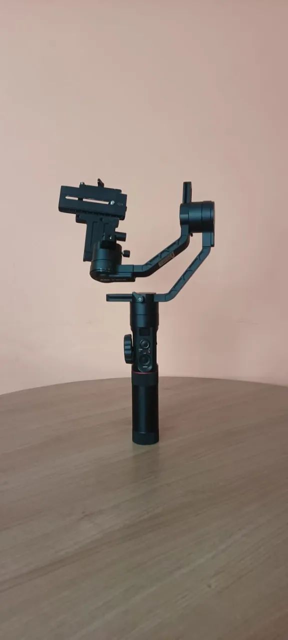 Crane 2+follow focus+ Suporte two handle+ Controle remoto para follow focus+ 3 pillhas - Foto 2