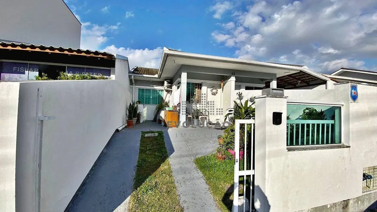 CASA 2 Quartos, 1 Vaga - Bela Vista
