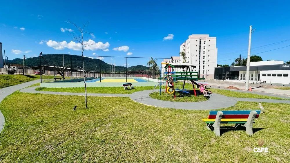 Apartamento Camobi 2 dormitórios, vaga de garagem, sacada e churrasqueira - Foto 3