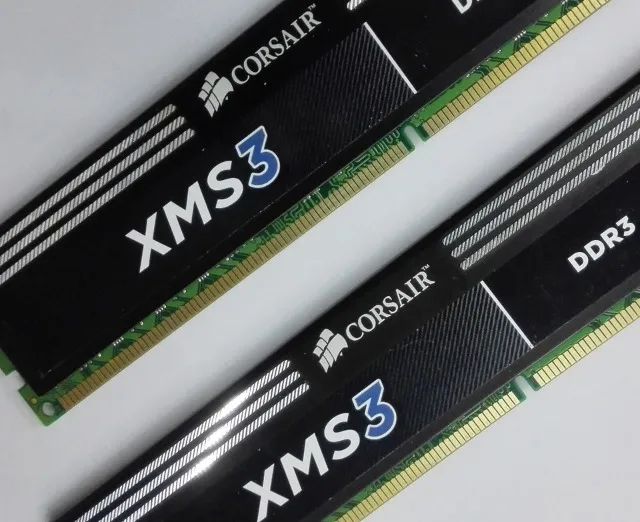 Memória Ram 8gb Corsair XMS3 DDR3 1600mhz 2x4gb Xmp C9