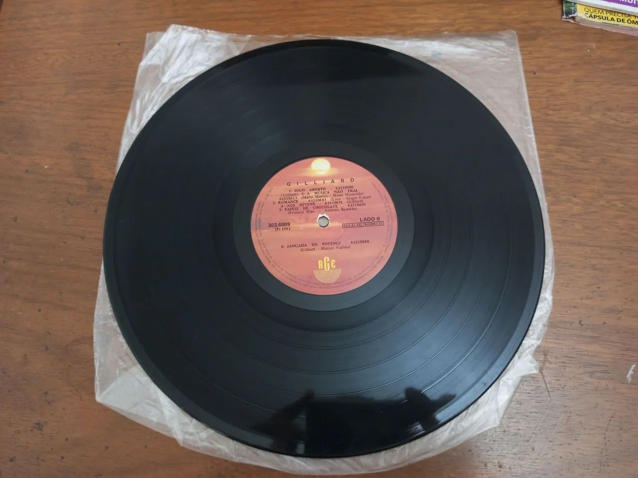 LP Giliard, sem encarte (bom estado) - Foto 4