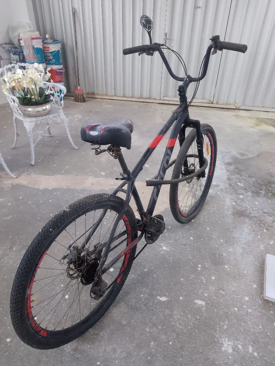 Bicicleta 21 Marchas - Bem conservada (pouco usada) - Foto 3