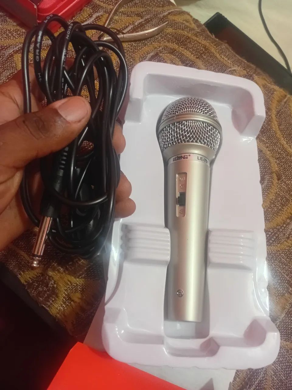 Wired Microphone64297410399618122