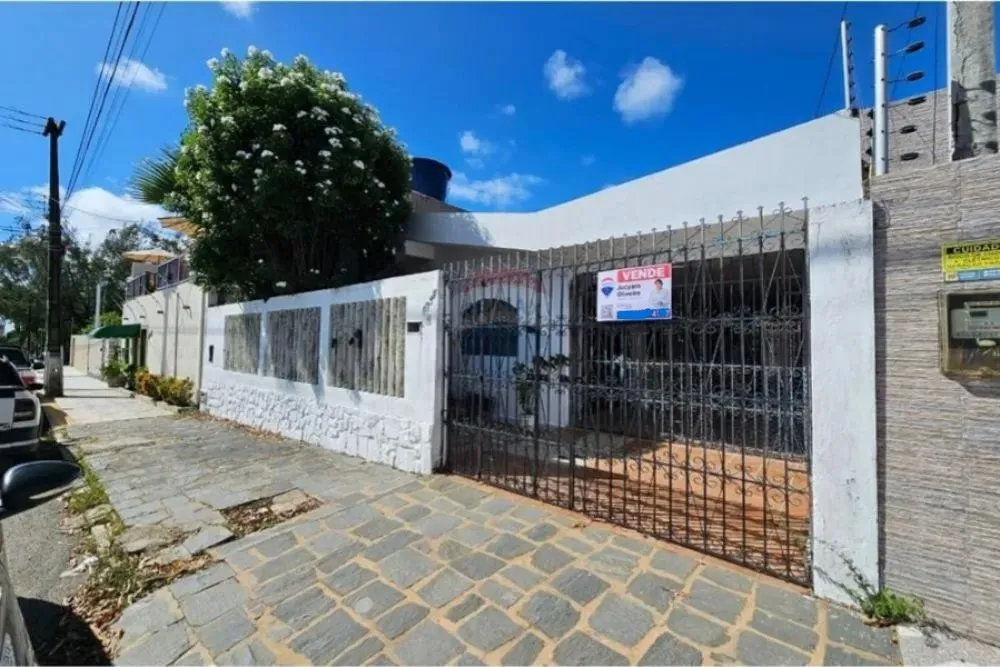 Oportunidade! Casa 5/4 Sendo 03 Suítes No Conj Ponta Negra