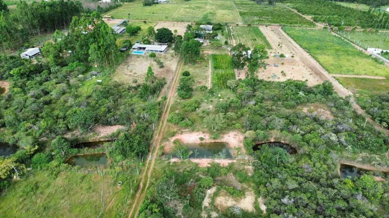 ' Pequena Chácara para Finais de Semana  Ótima Localização , - Foto 12