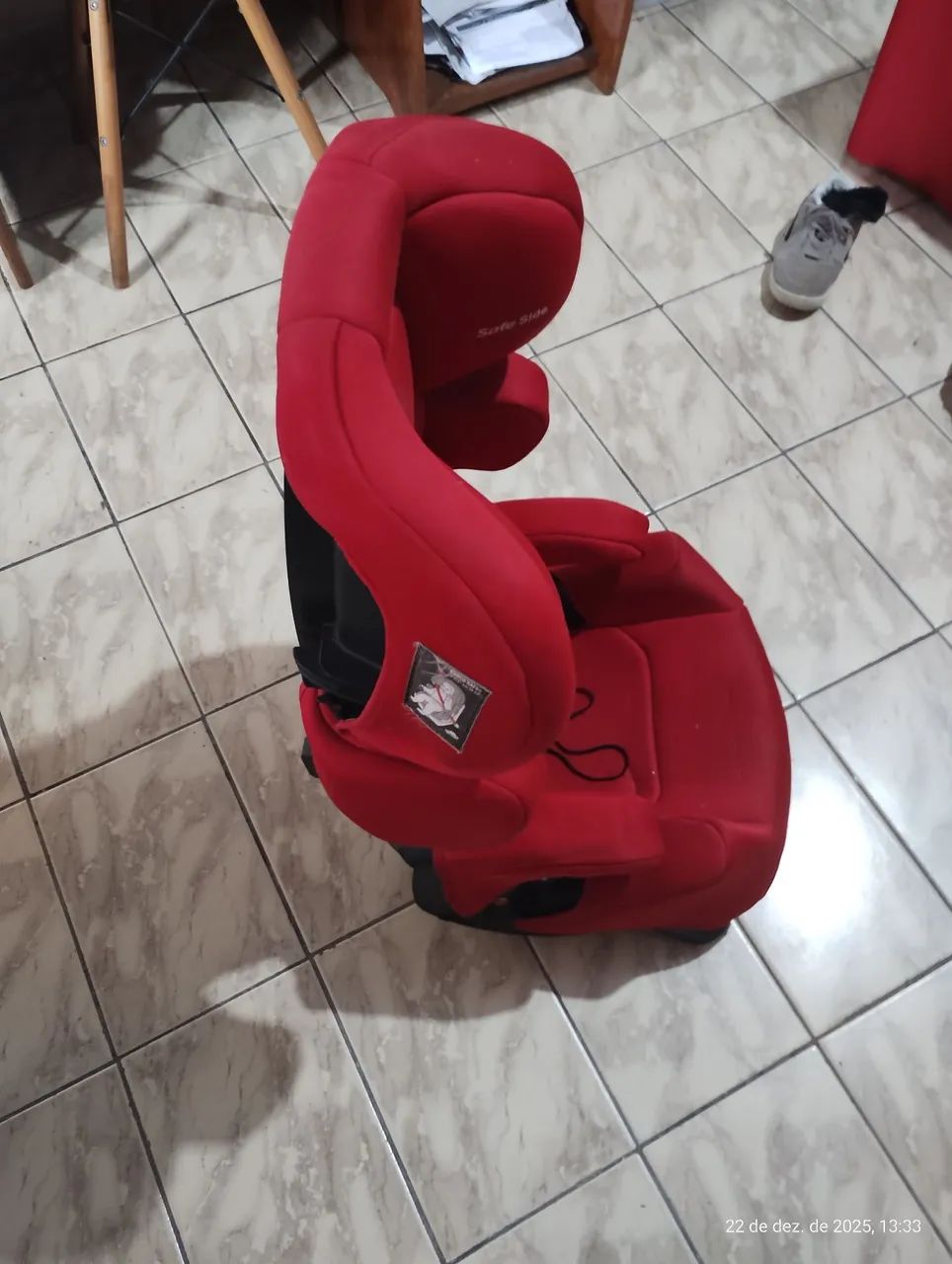 SAFETY 1ST - CADEIRINHA PARA AUTOMÓVEL NA COR VERMELHA, SUPORTA 15 A 36 KG. - Foto 3