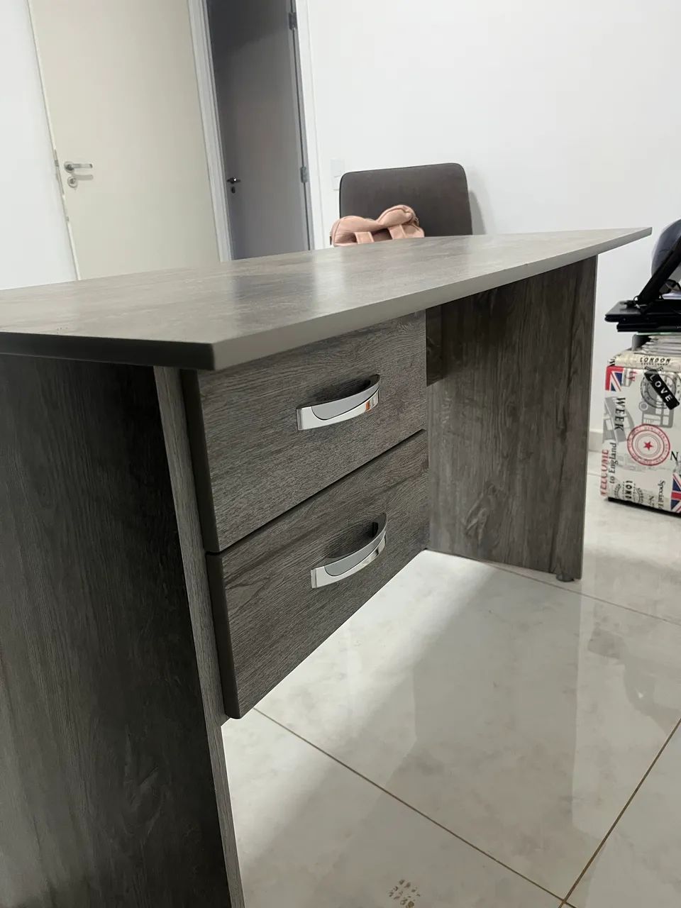 Escrivaninha 64363472637827120