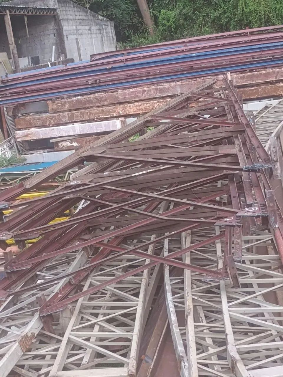 Estrutura metálica usada para galpão  - Foto 2