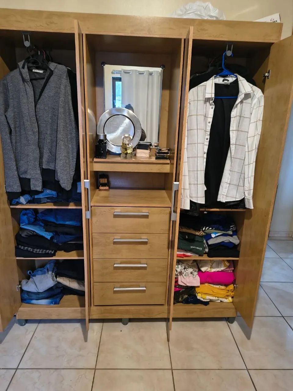Vende se roupeiro  - Foto 2