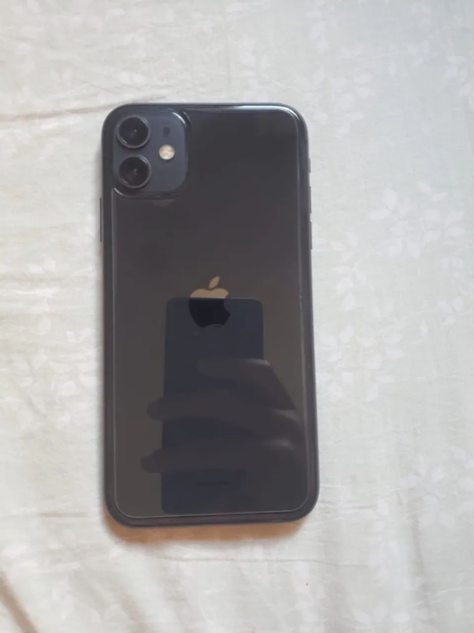 iPhone 11 - 64G