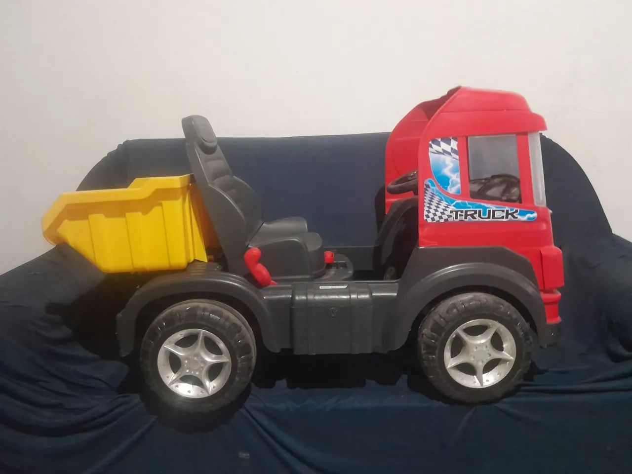 Vendo mini veículo pedal - Foto 2