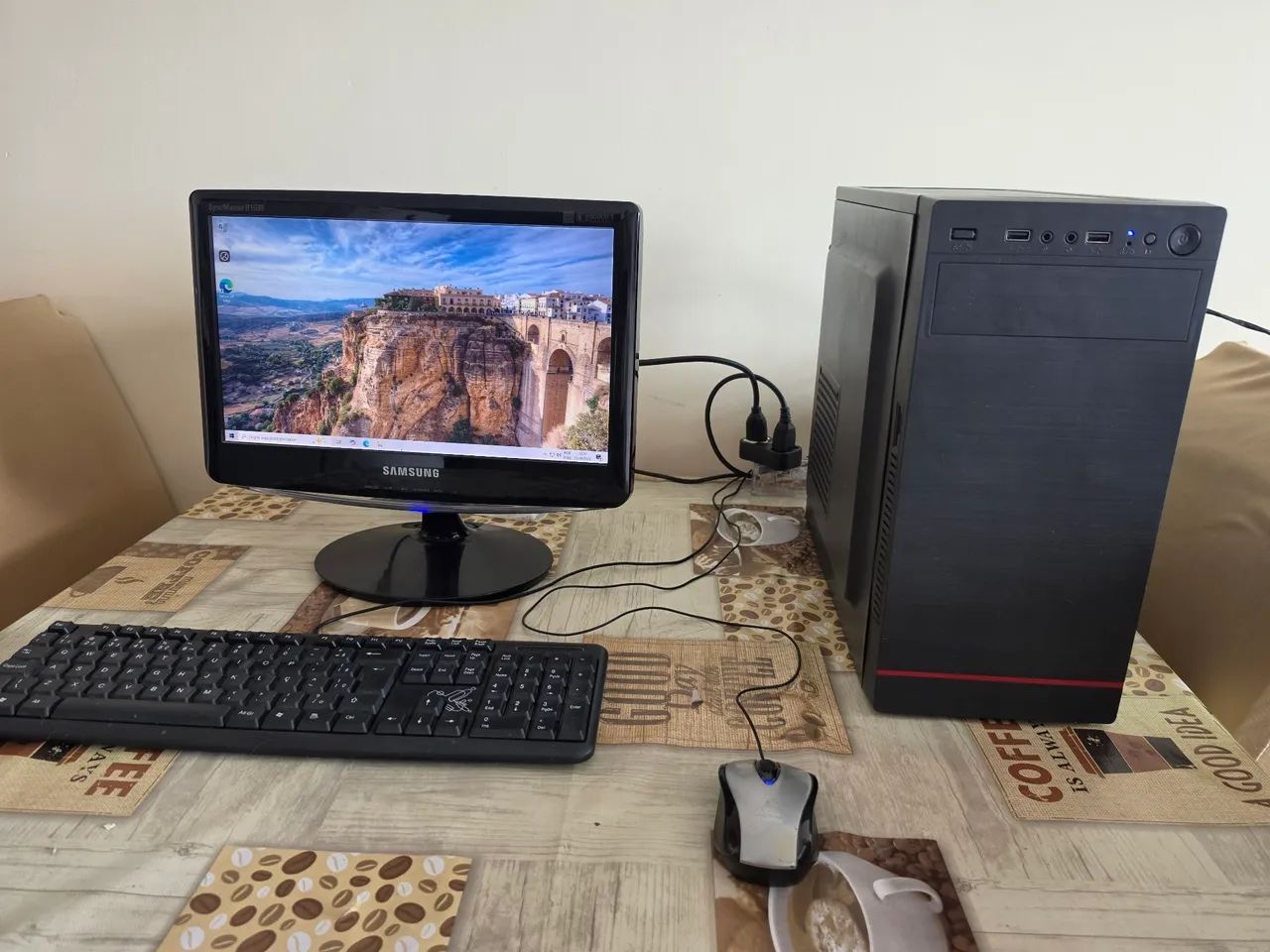 PC COMPLETO I3 COM 8GB DE RAM E MONITOR